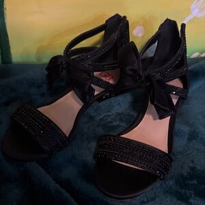 GB Girls Black Dress Shoes with Bow